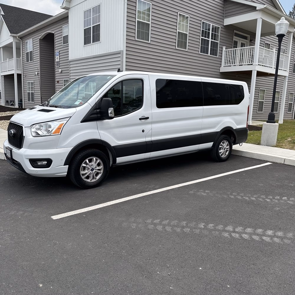 How much is a bus from Stroudsburg to New York?