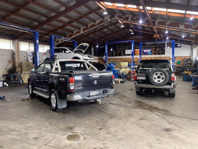 What services does Midas Porirua offer?