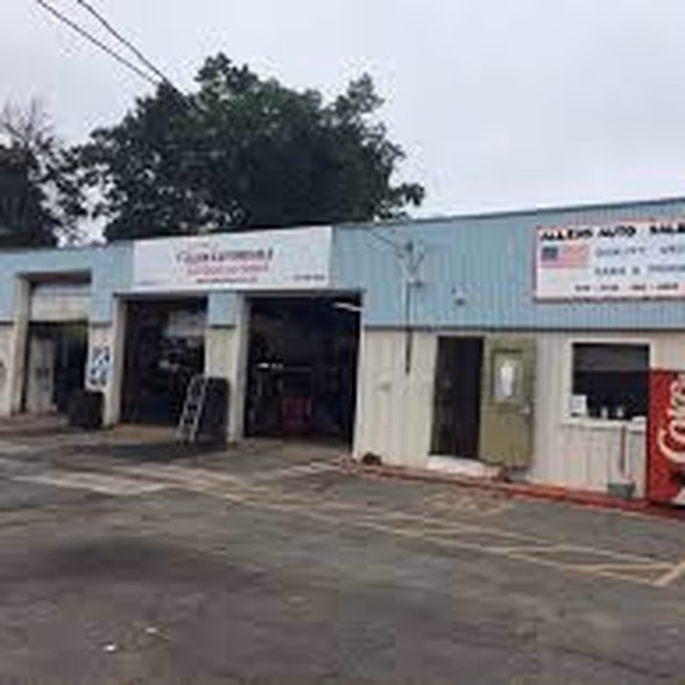 When is Southwick car centre open?