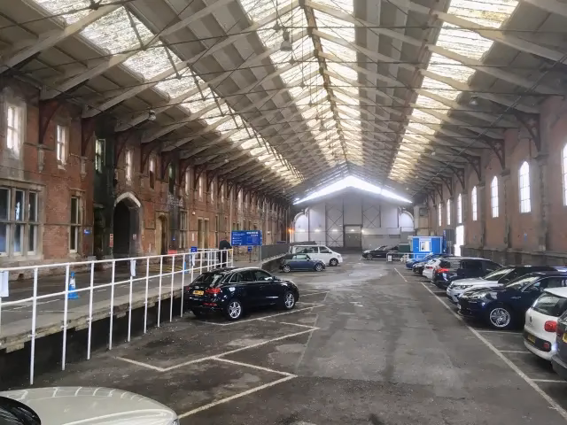 How do I get to Temple Meads station in Bristol?