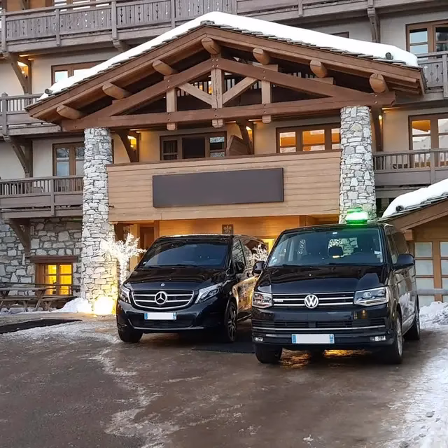 Does alpine fleet take you from Val d'Isere to Geneva?