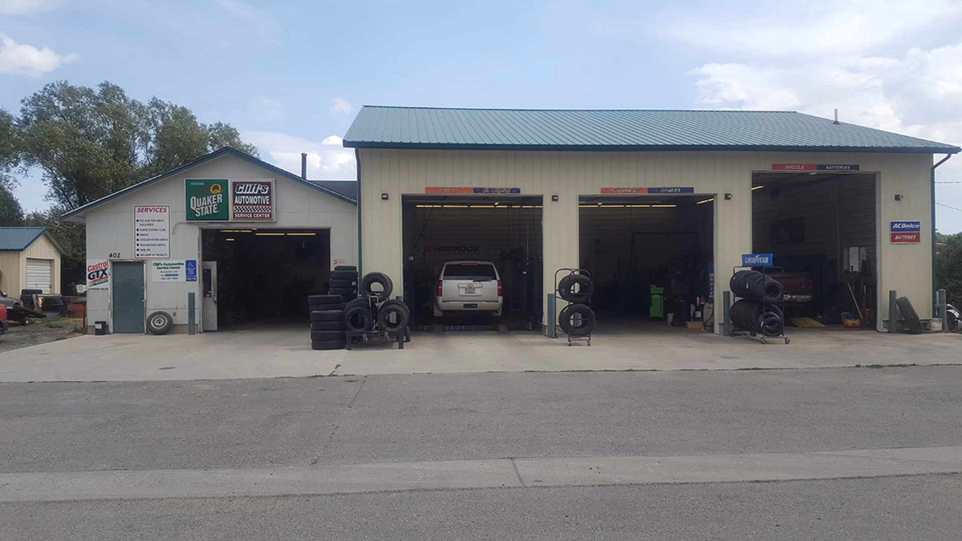What services does streetwise automotive offer?