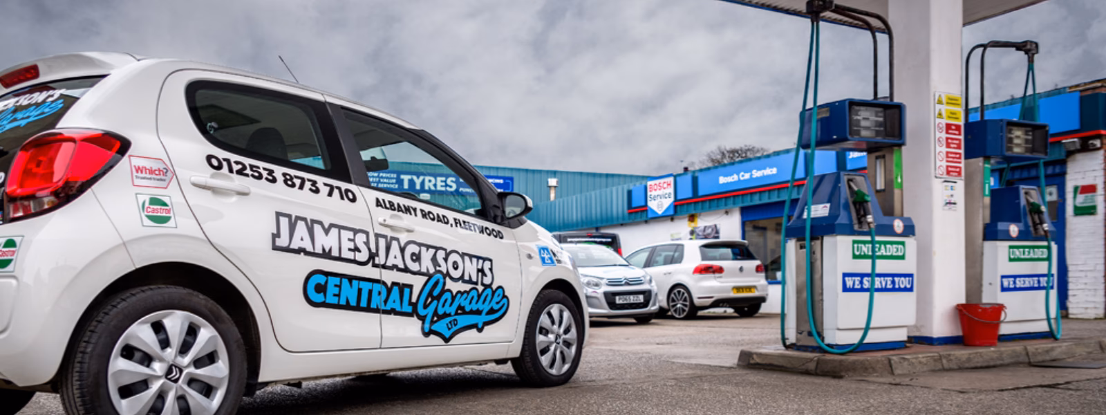 Where can I find the best garage services in Fleetwood?