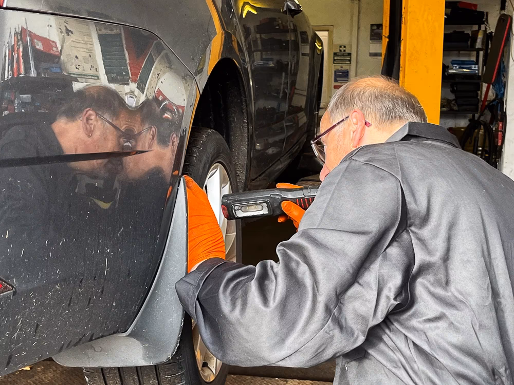 Where can I book a tyre service in Hexham?