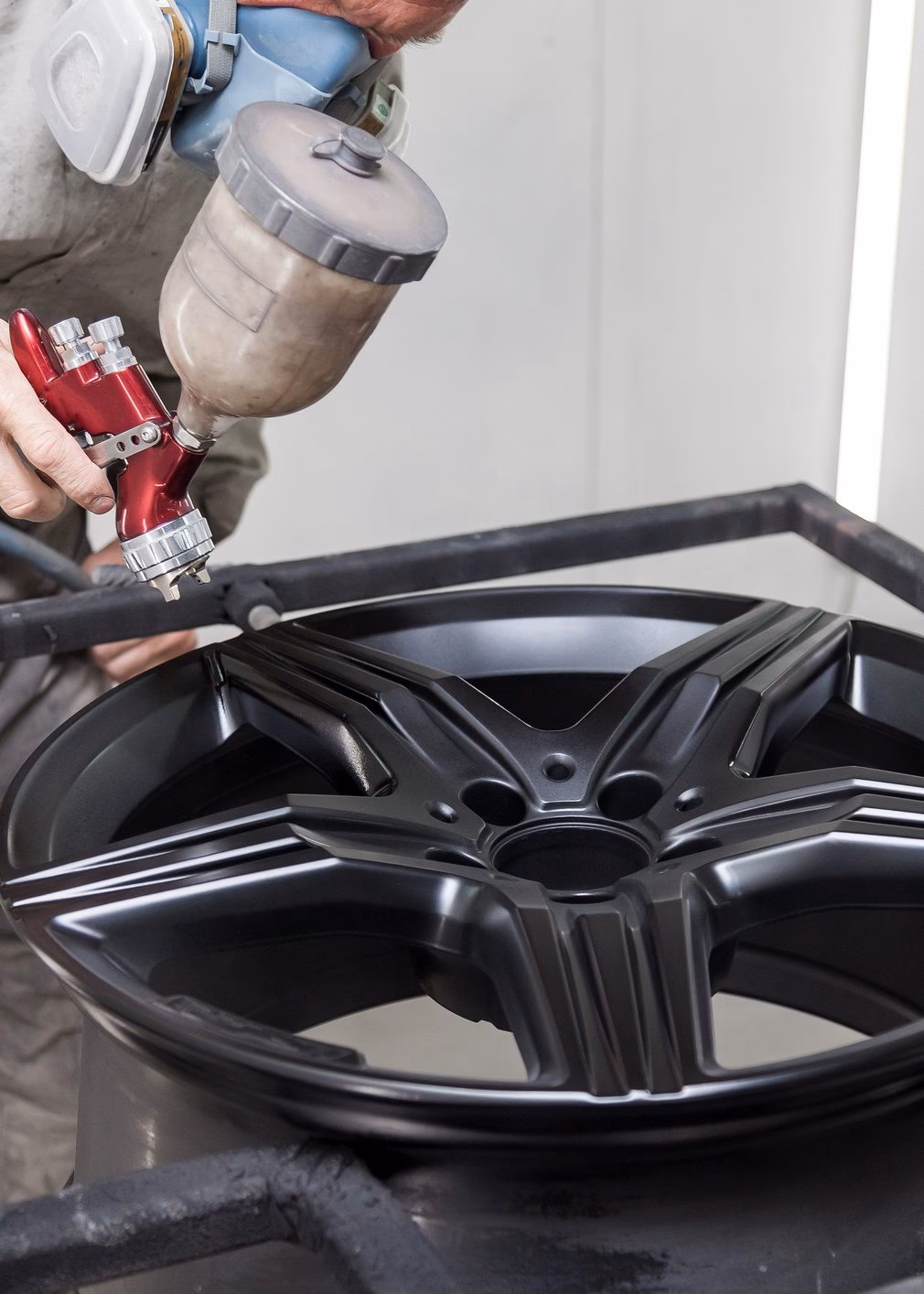 Who are Autocentre garage services?