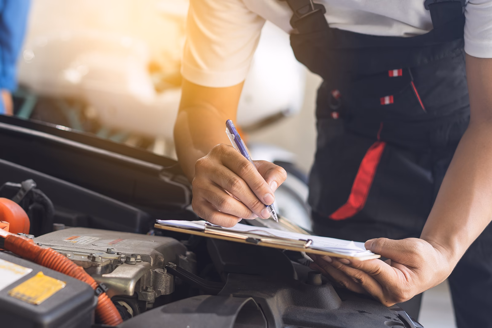 Where can I book An MOT & service in Wickford?