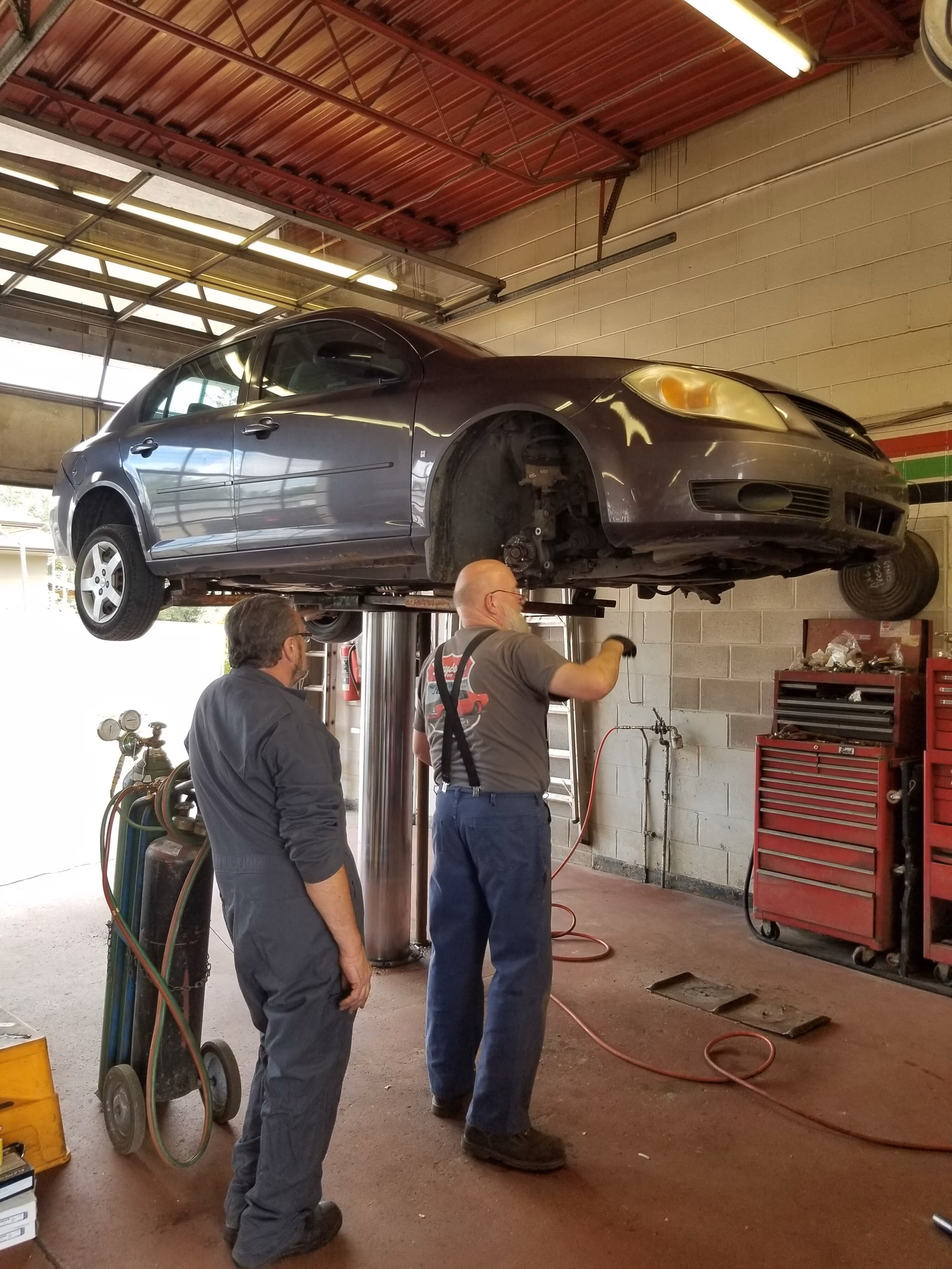 What services does a car mechanic offer?