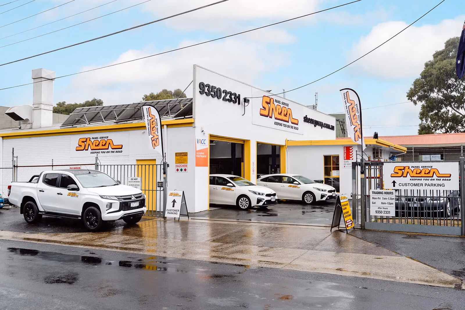 Does Coburg Super finish provide Courtesy cars?