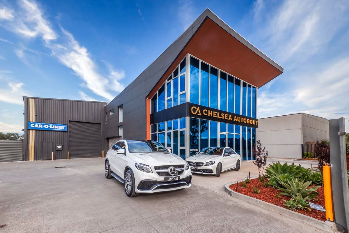 Where can I get a smash repair in Mentone?