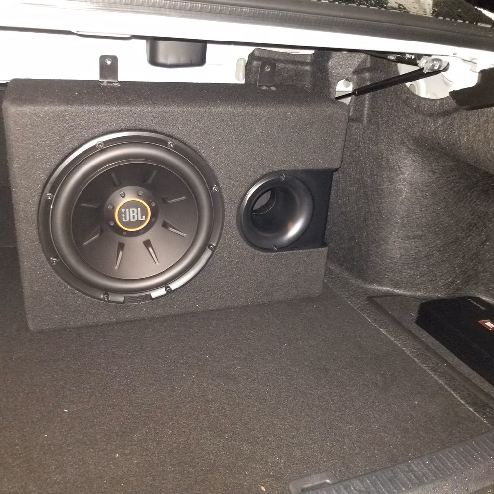 Who is unique car sound & security?