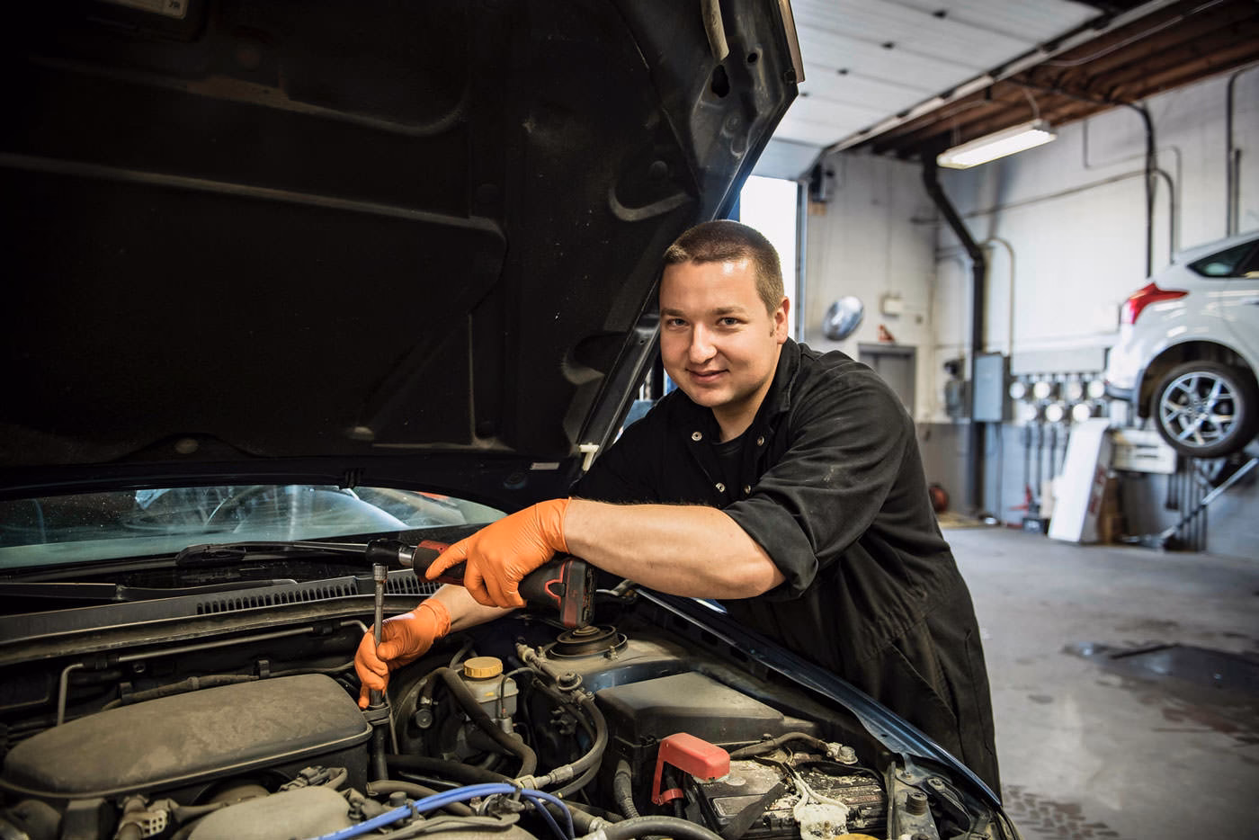 Is cartech Auto Services Ltd open or closed?