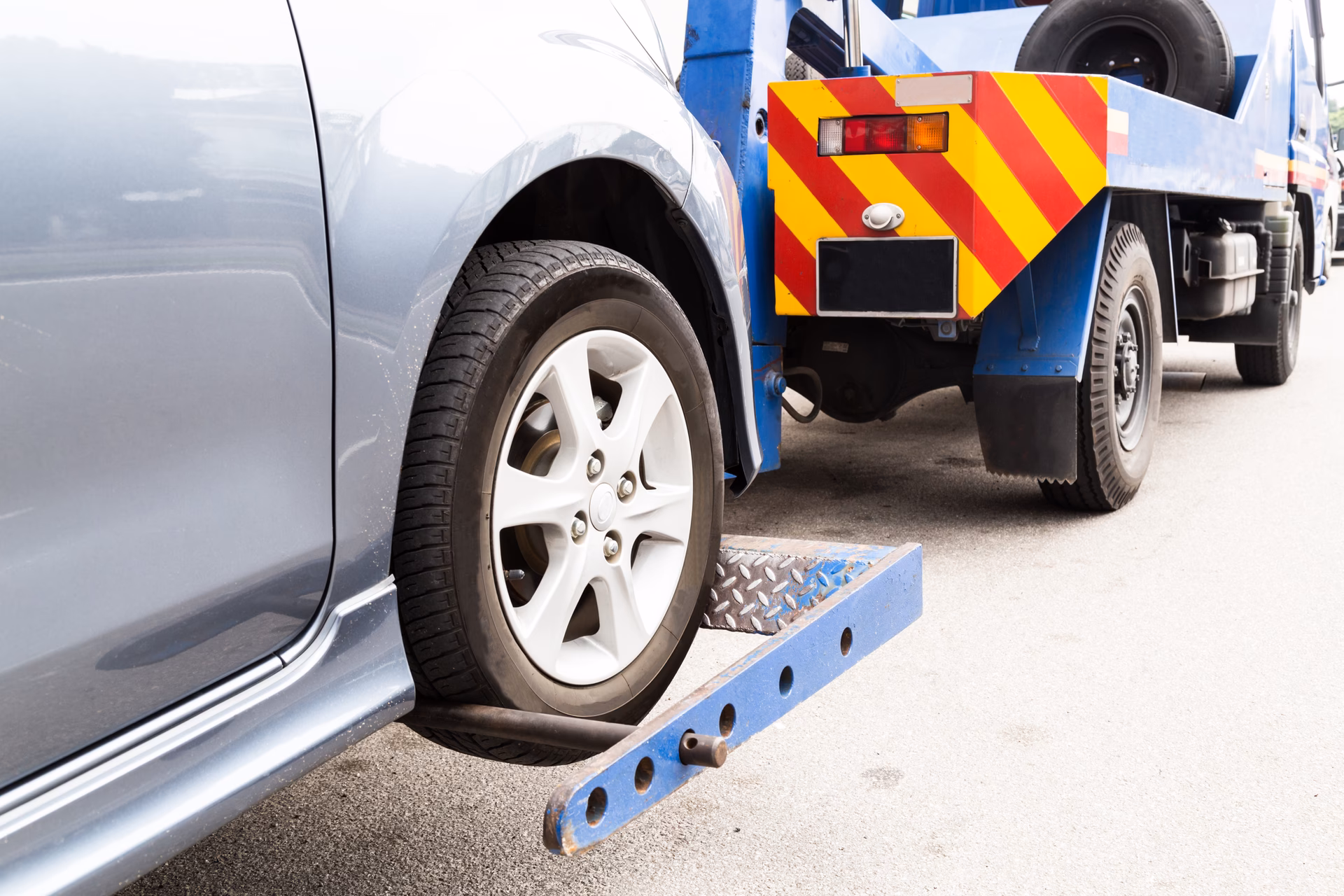 Why should you choose a tow truck company?