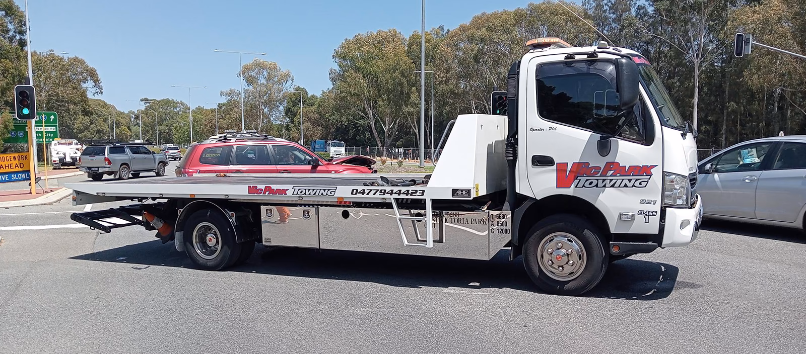What is Victoria Tow Truck Service?