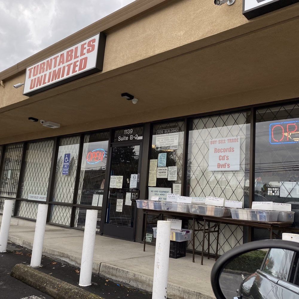 Can a repair centre fix a turntable?