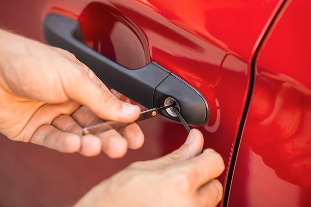 Why should I contact auto locksmith Dallas?