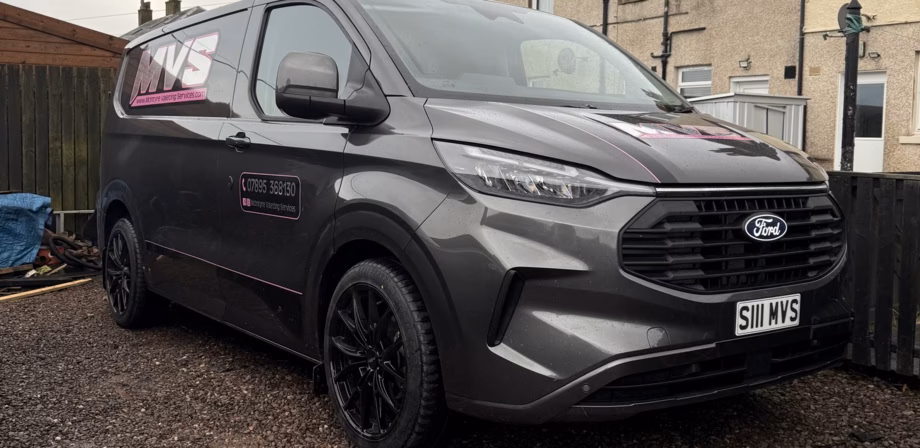 How can I get my car cleaned in Falkirk?