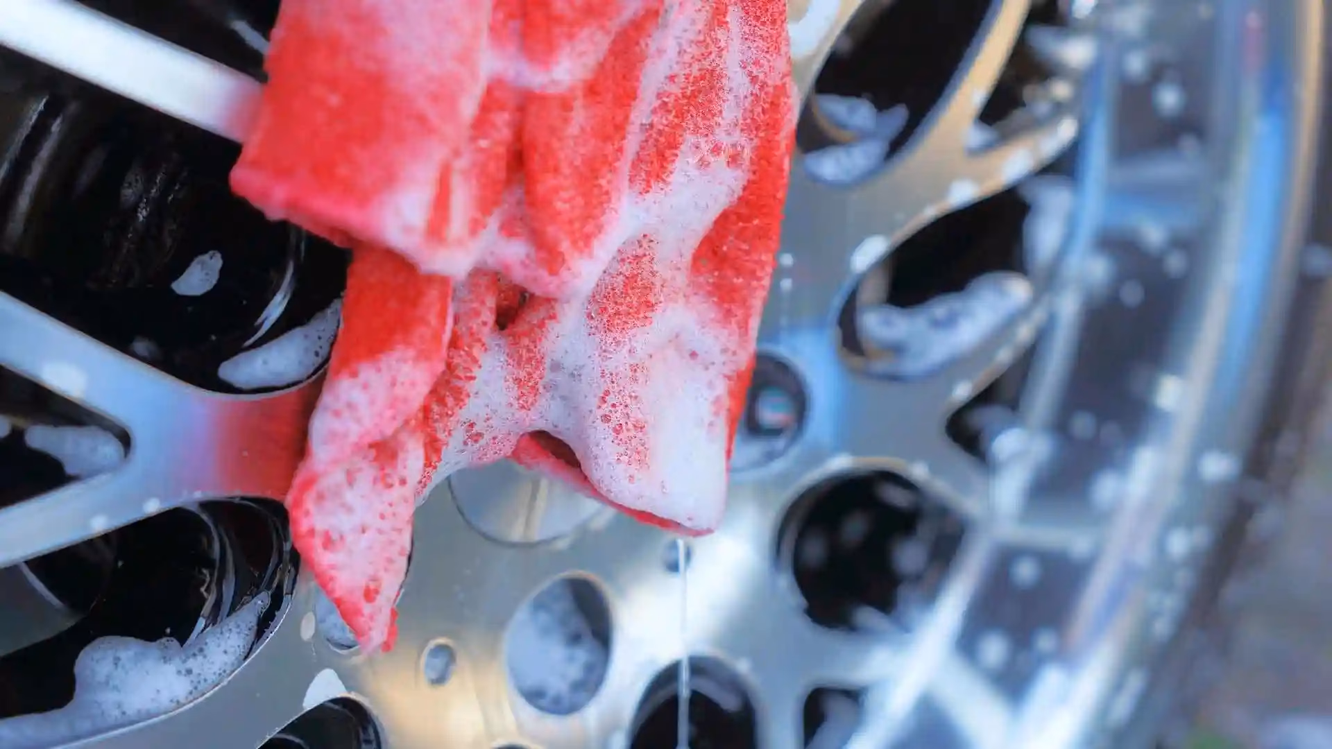 How can I contact Jet Valeting services?