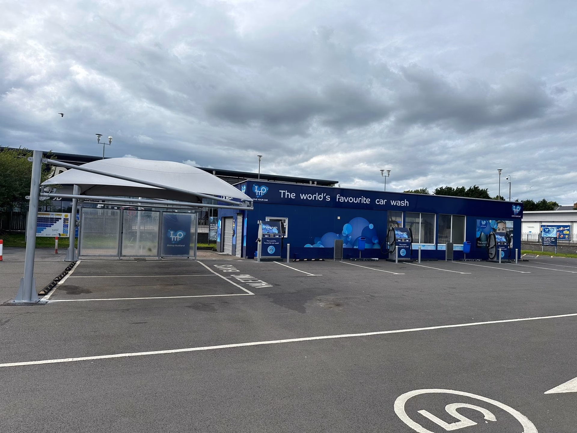 Who is JTS valeting & detailing?