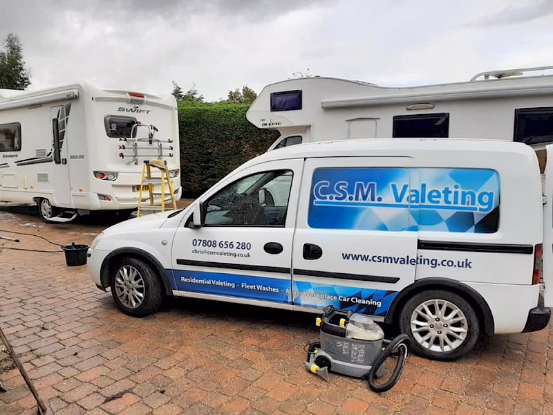 Who is mobile car valeting in Ashford Kent?