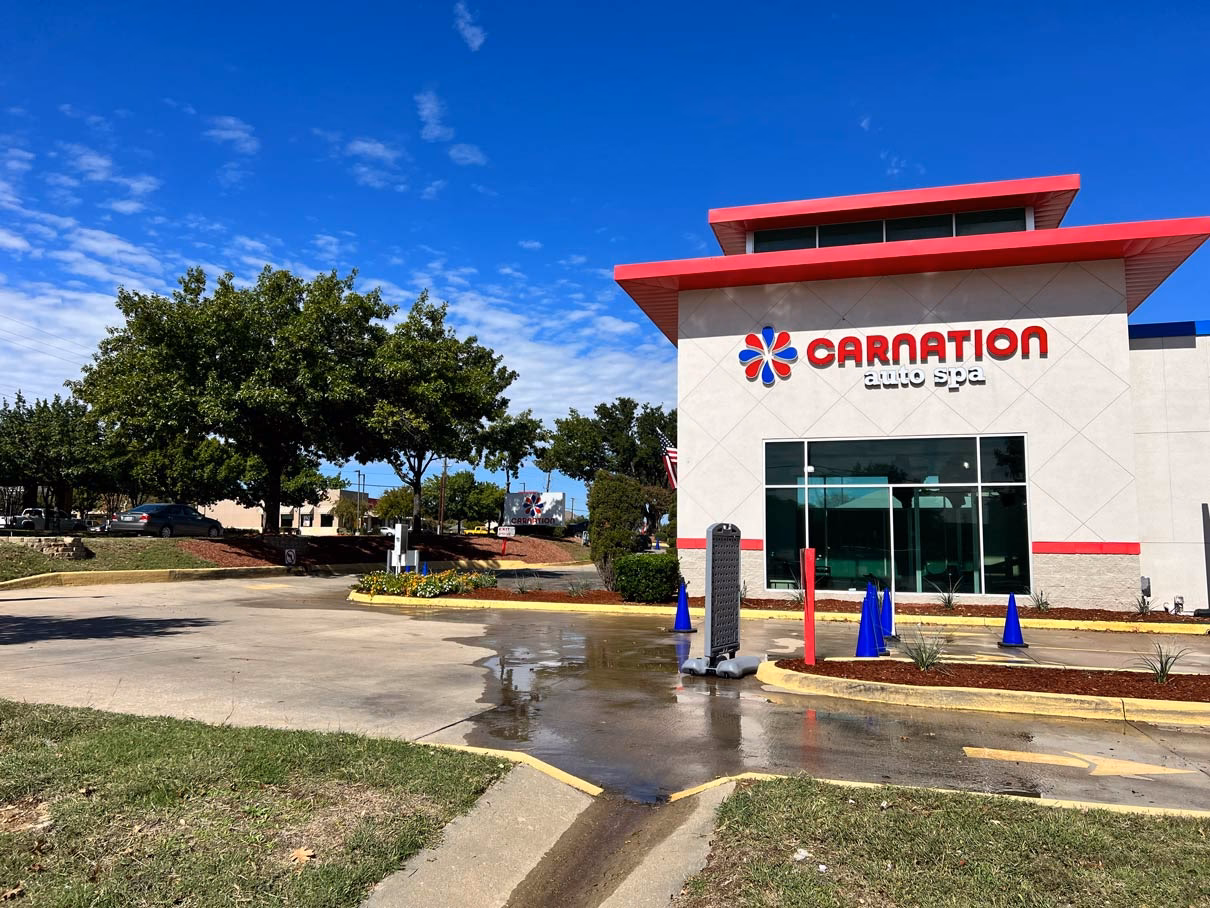 Does Caress car valet Bedford have public liability insurance?