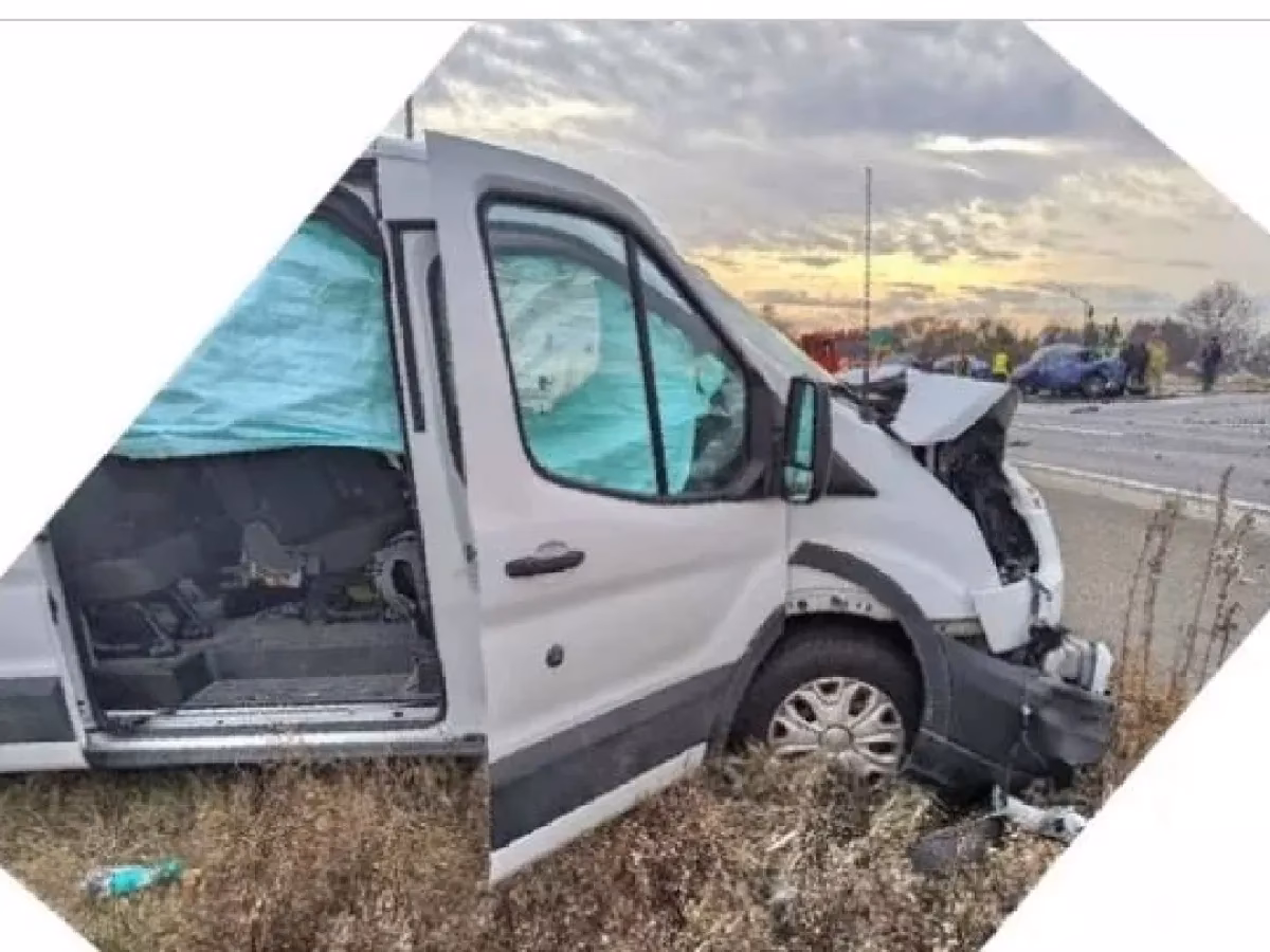 Who is Roosecote service station?