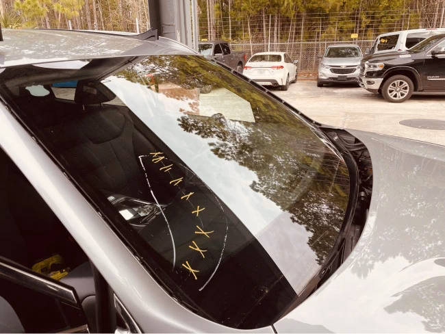 Who is windshield glass?