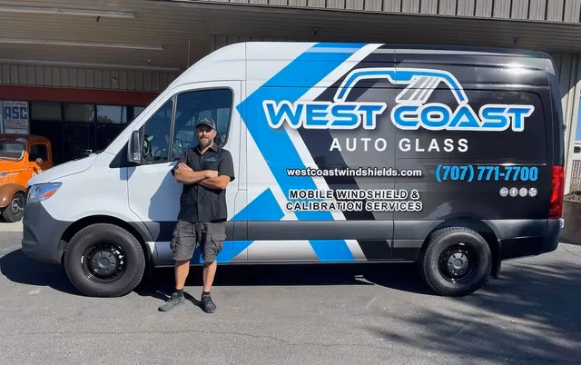 Who is hour auto glass?