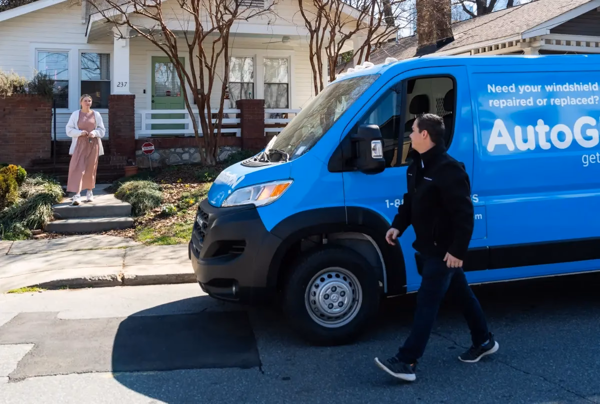 Where can I find Safelite in Spokane Valley Washington?