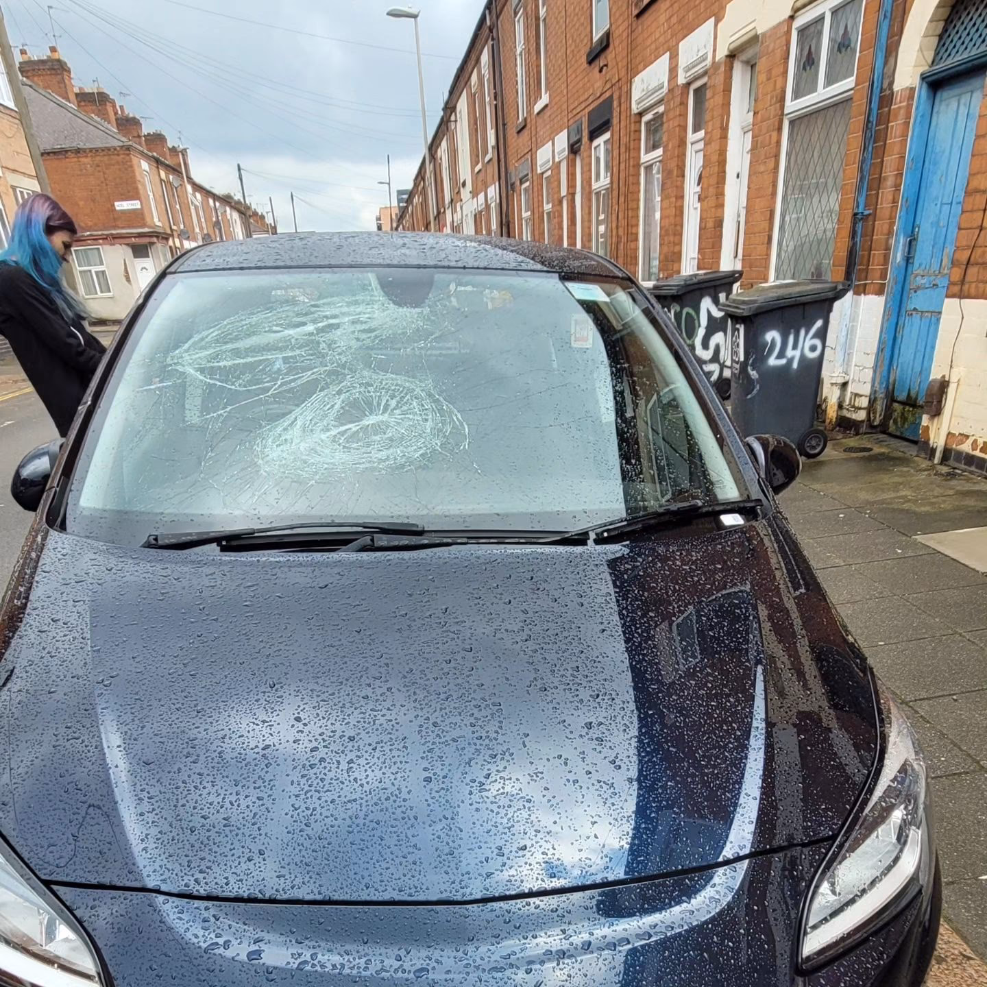 Where can I get a windscreen replacement in Leicestershire?