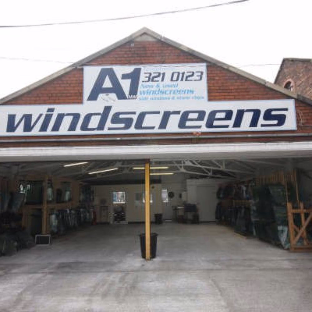 Who are 14U windscreens?