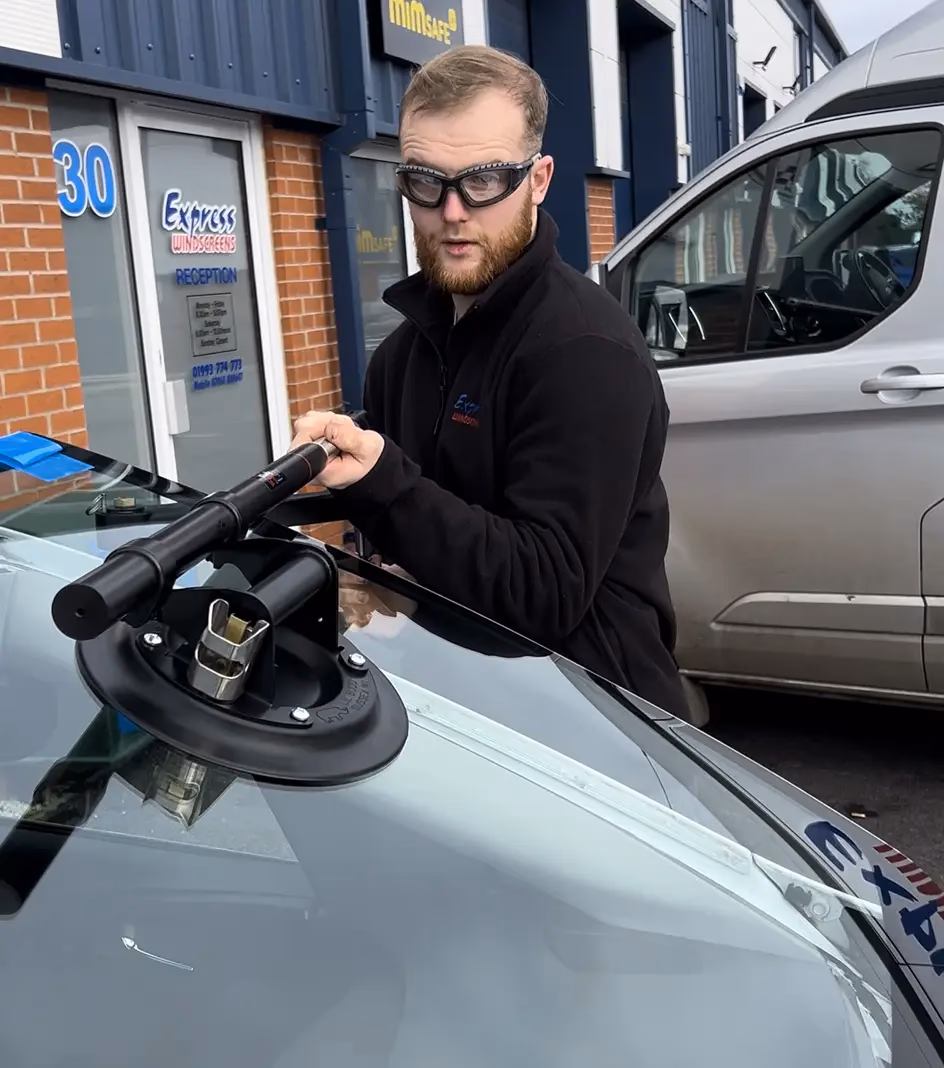 Where can I get my car windscreen repaired?