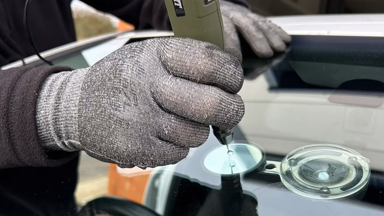 Who is fix auto Swindon?