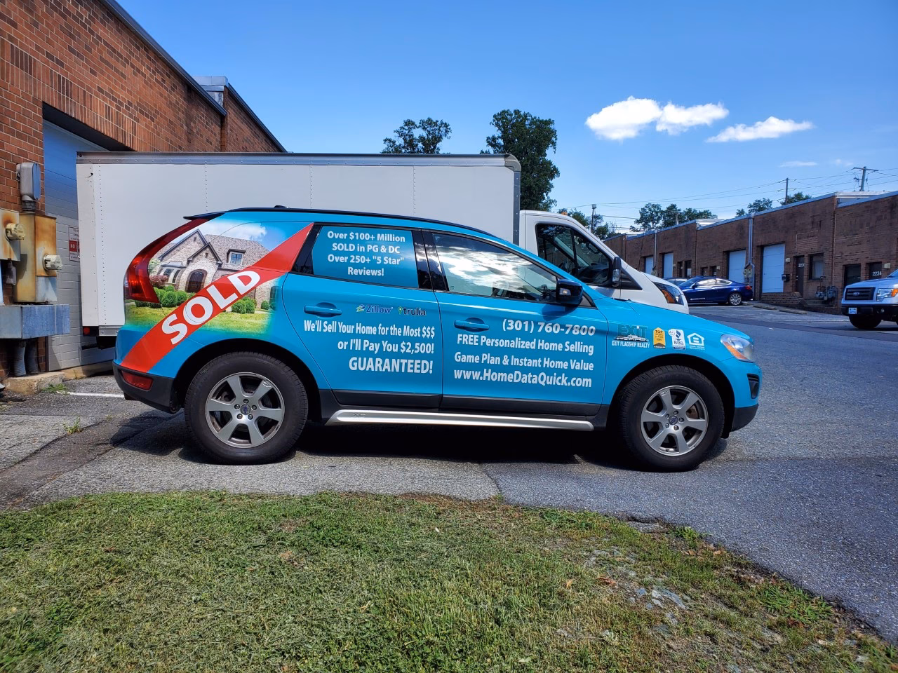 How does a car wrap service work?