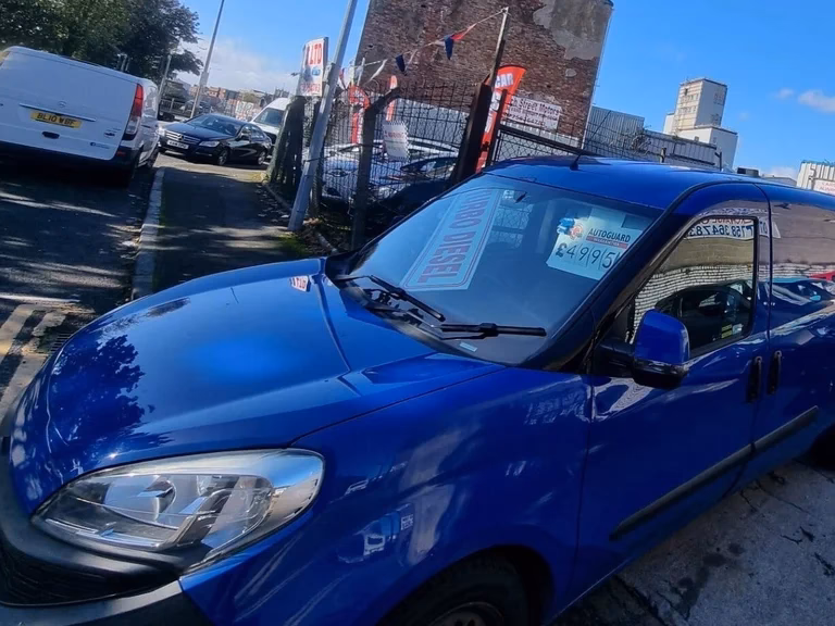 Where can I buy a used van in Hull?