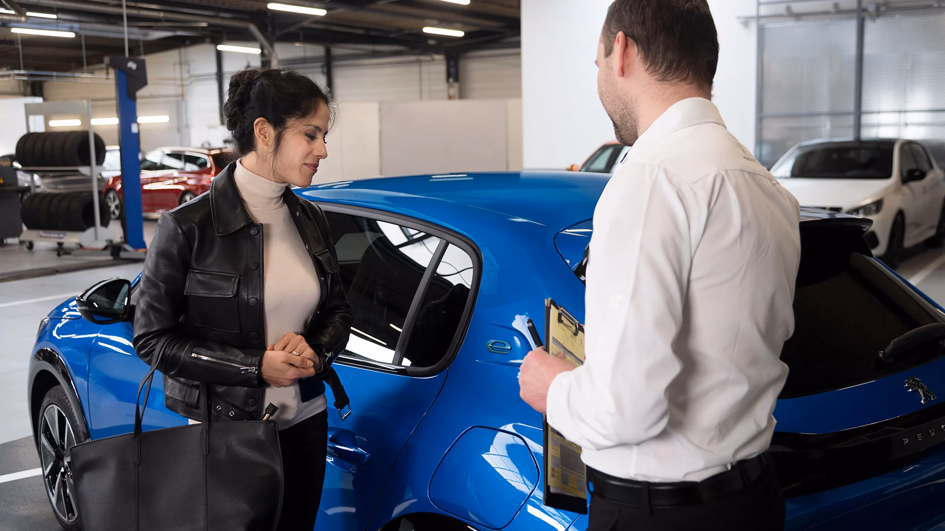 How do I pay for my Peugeot service?