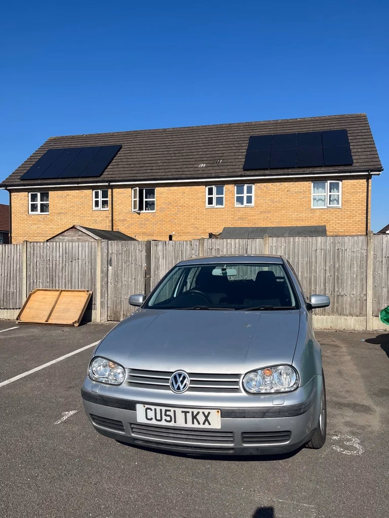 What types of cars can I buy at Leeds garage?