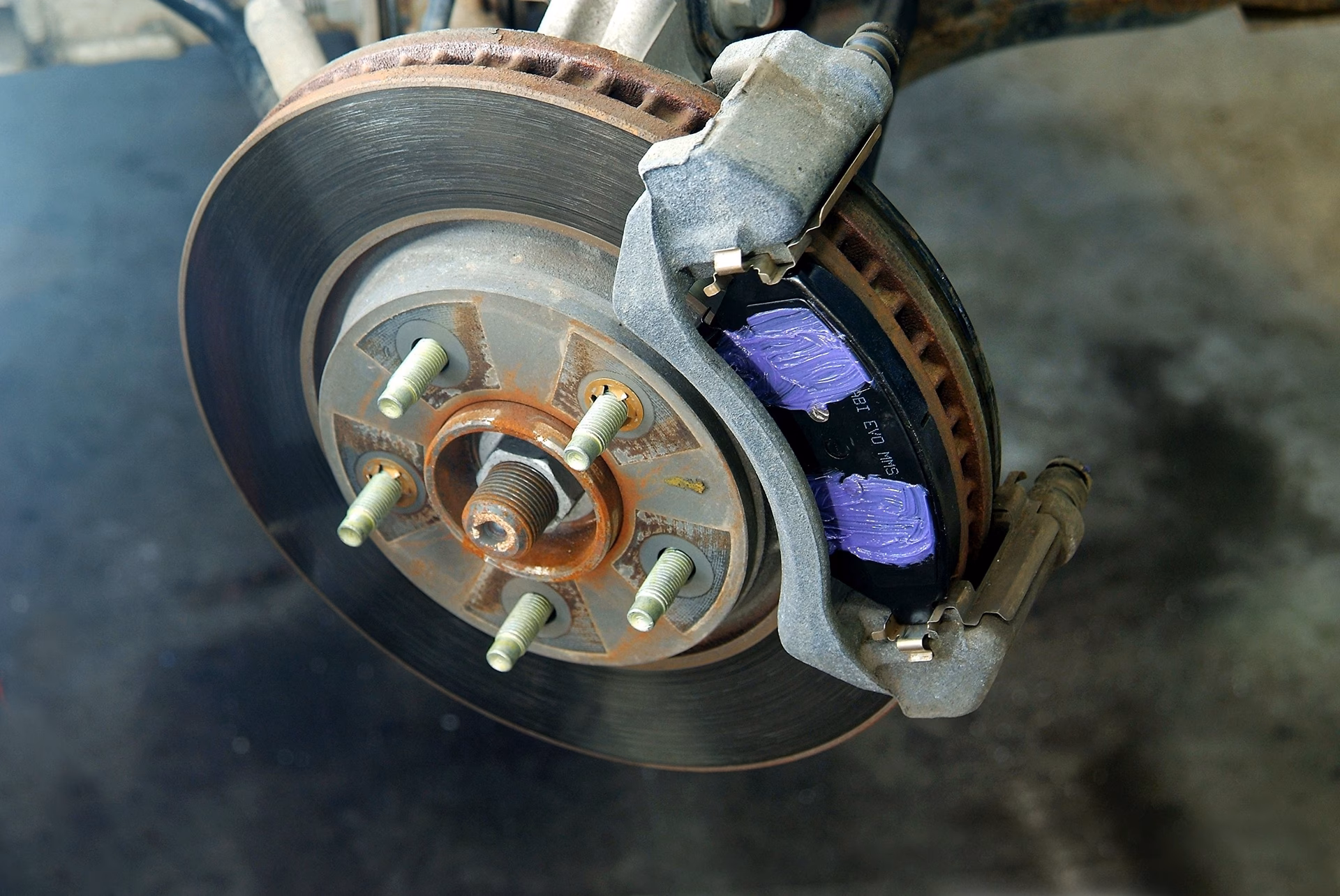 What is ceramic extreme brake parts lubricant?