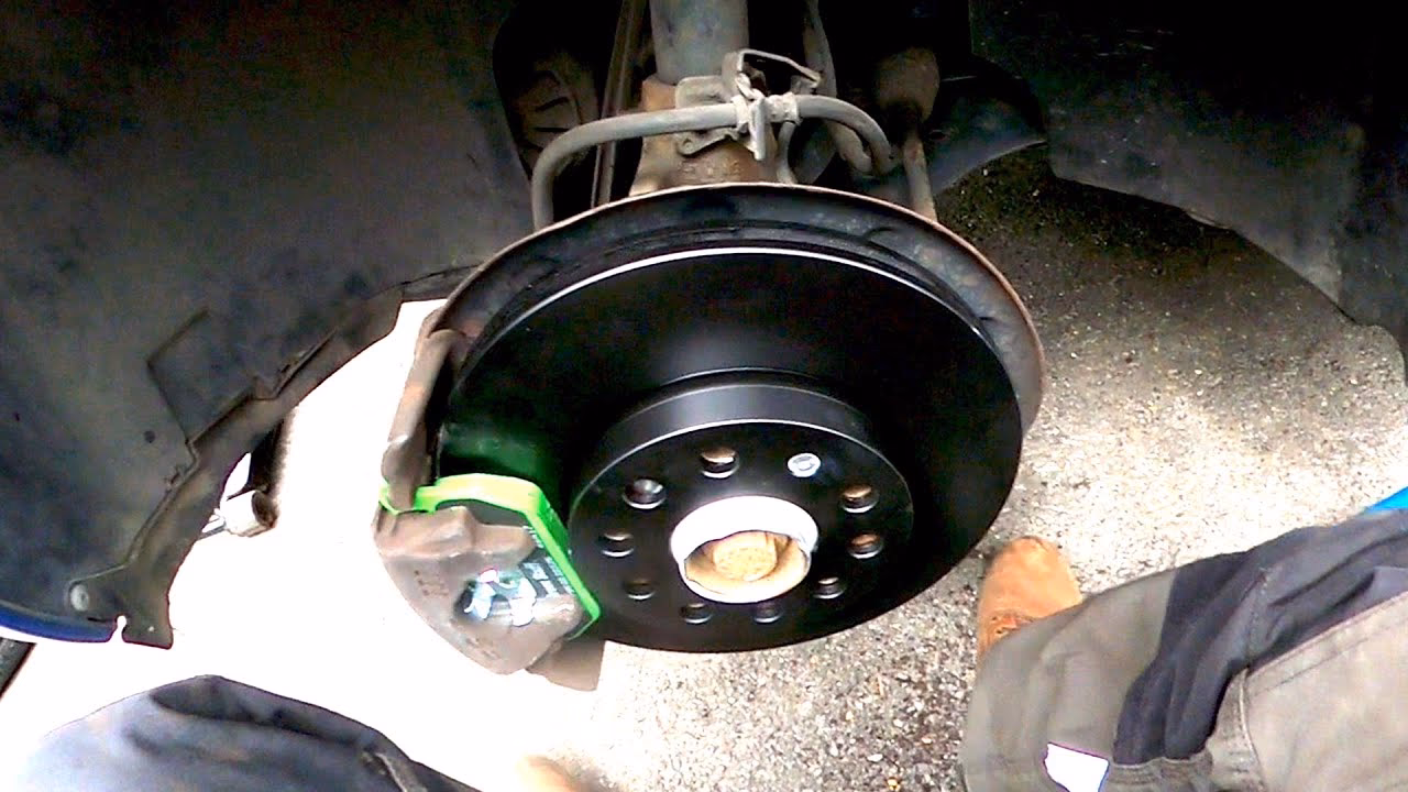 Are there brake disc and pad sets for my Skoda Fabia?