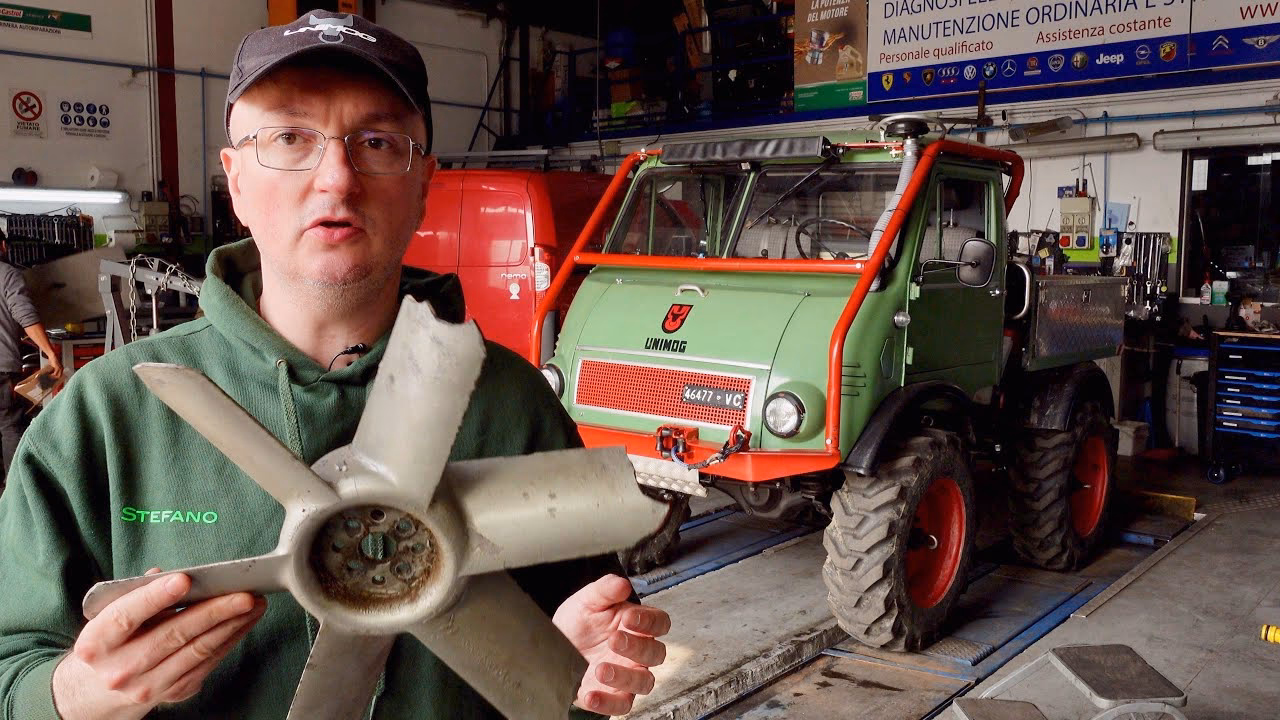 What is a Mercedes Benz Unimog?