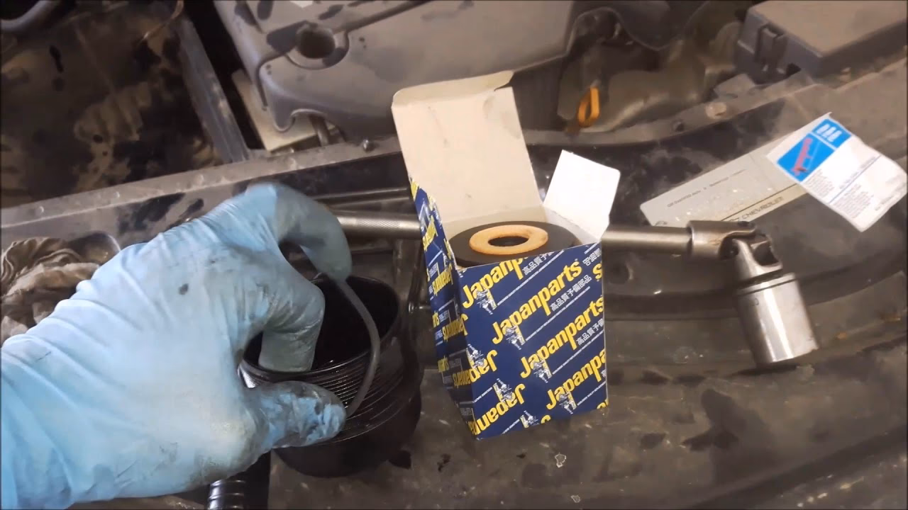 How do you change engine oil on a Holden Captiva?