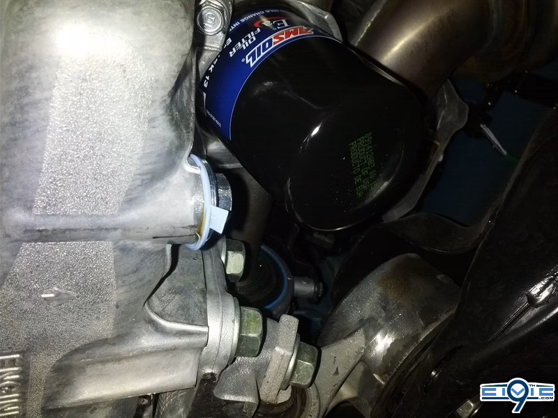 How do I change the intake filter on a 2000 Honda Civic?