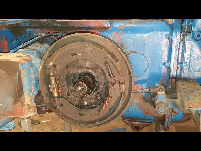 How do you adjust disc brakes?