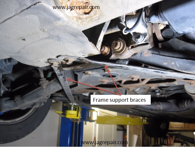 Does XKR have a drain plug?