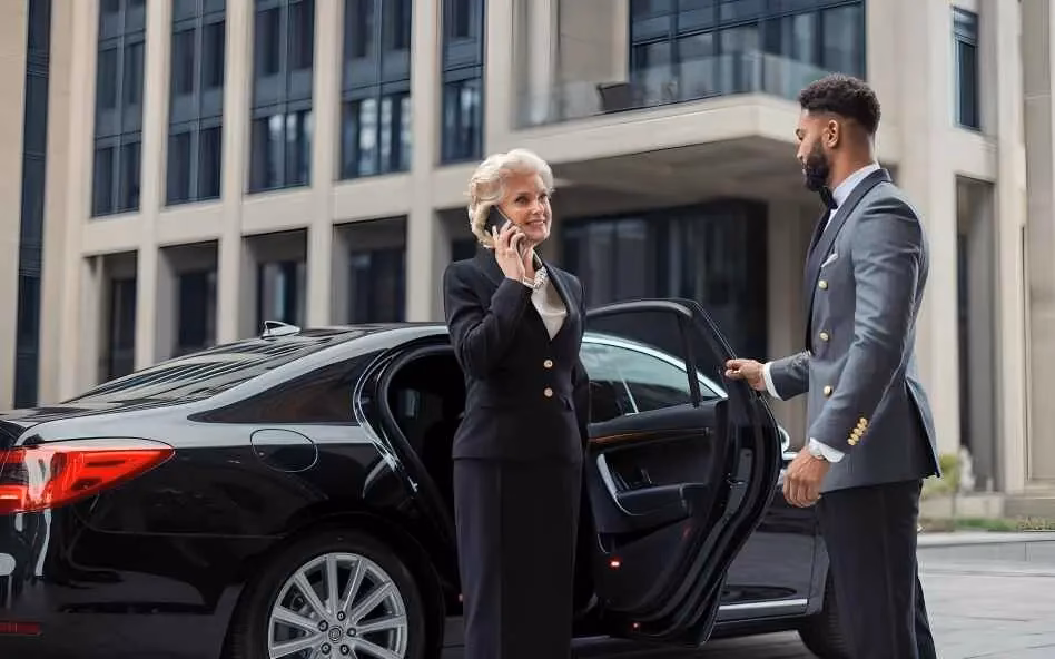 Why should you hire a luxury chauffeur service in Manchester?