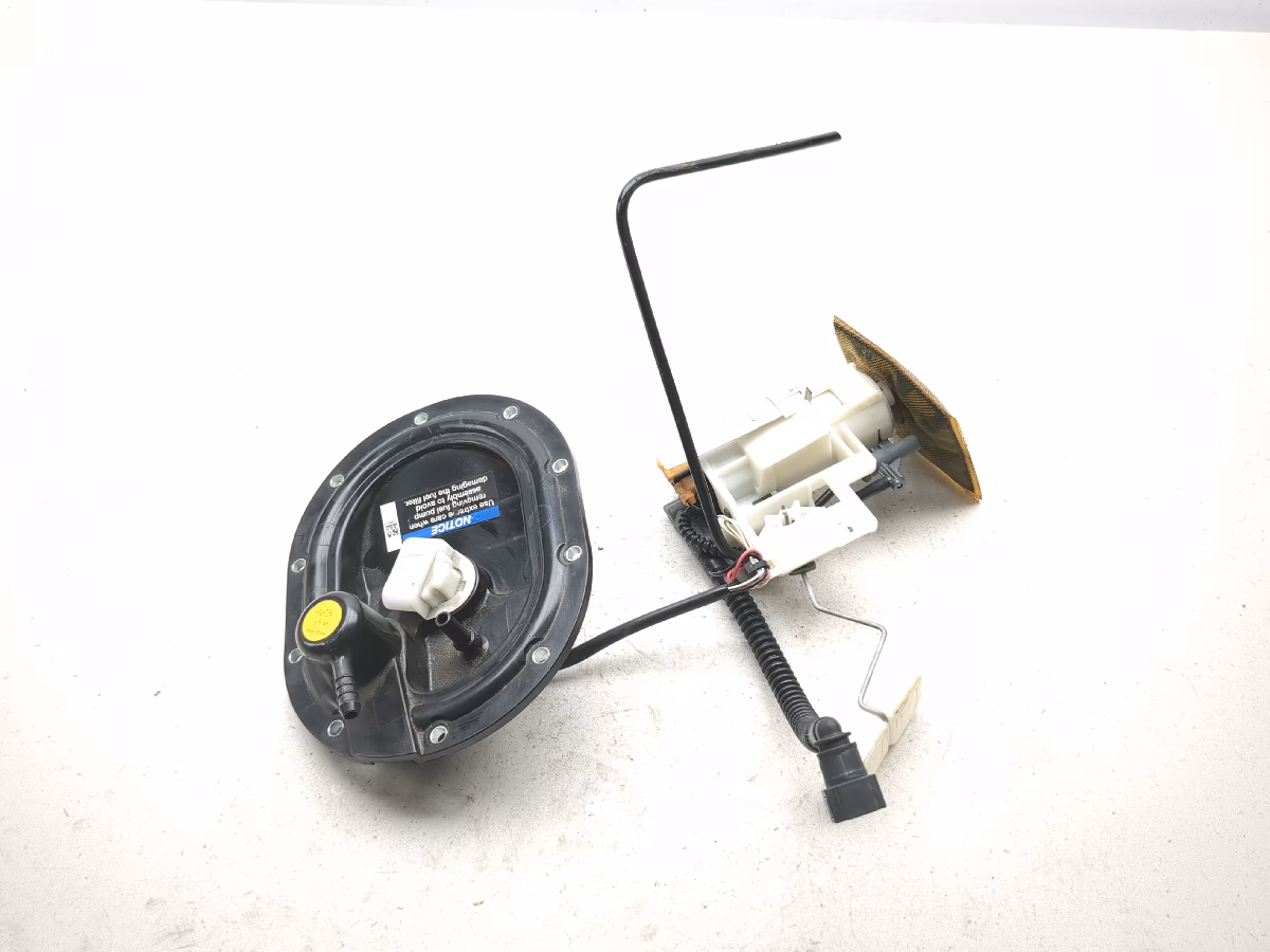 Does a 2014 chieftain fuel pump have a low mileage warning?
