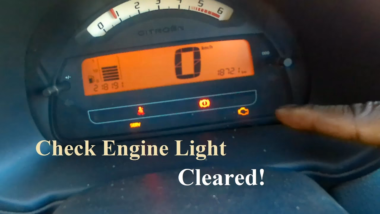 What does a red light on a Citroen C3 mean?