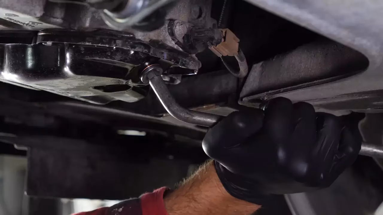 How much oil does a Renault Clio IV need?