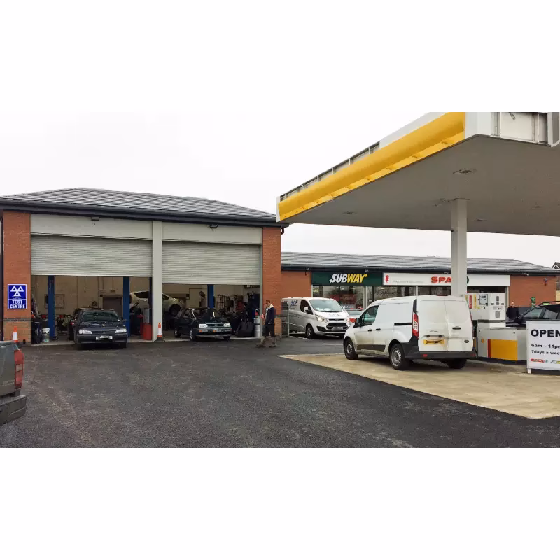 Who is Comptons garage?