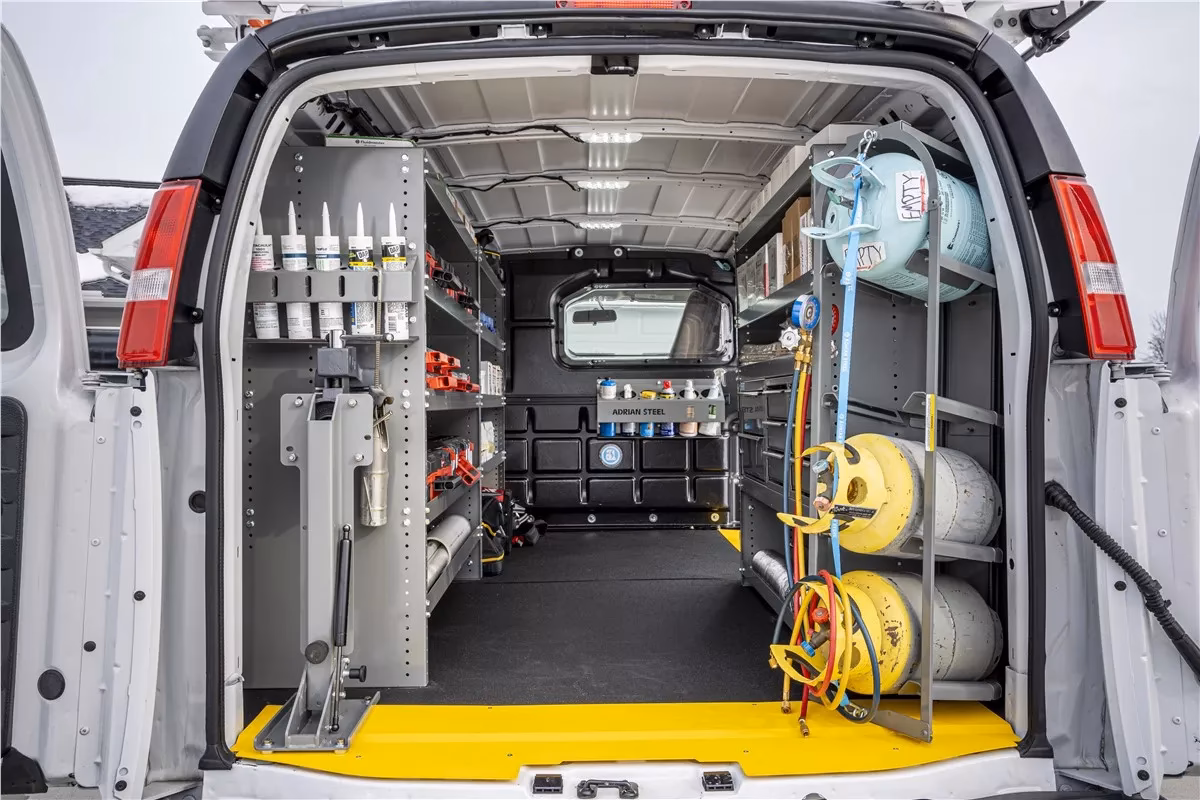 What does a contractor agree to if a vehicle is submitted?