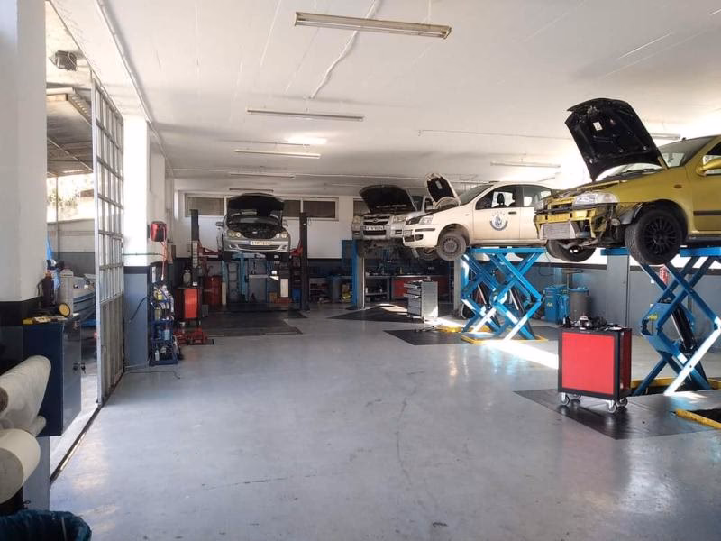 Where can I get taxi in Corfu?